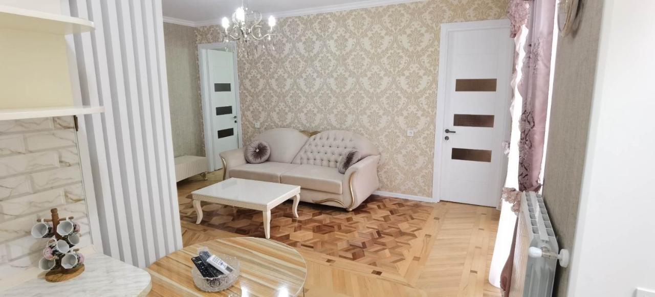 Nano'S Apartament-2 Κουτάισι Εξωτερικό φωτογραφία